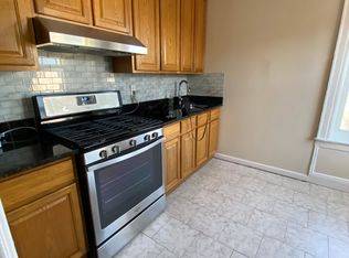 7144 66th St #3, Ridgewood, NY 11385