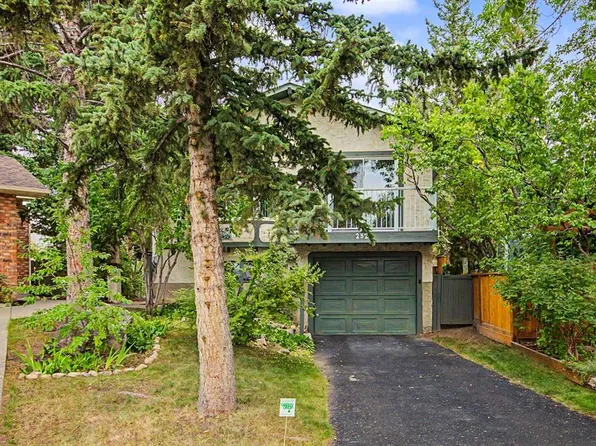 232 S Sandstone Pl NW, Calgary, AB T3K 2X6