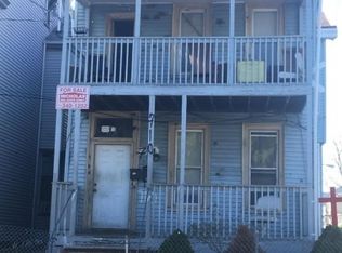 712 E 18th St, Paterson, NJ 07501