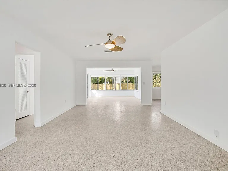 9372 Abbott Ave — Photo 3