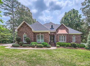 621 Woodbridge Ln, Indian Trail, NC 28079