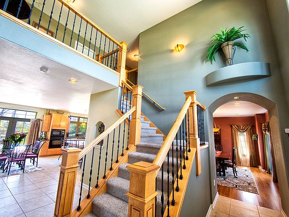 2nd image of 10570 S Shangrila Ct