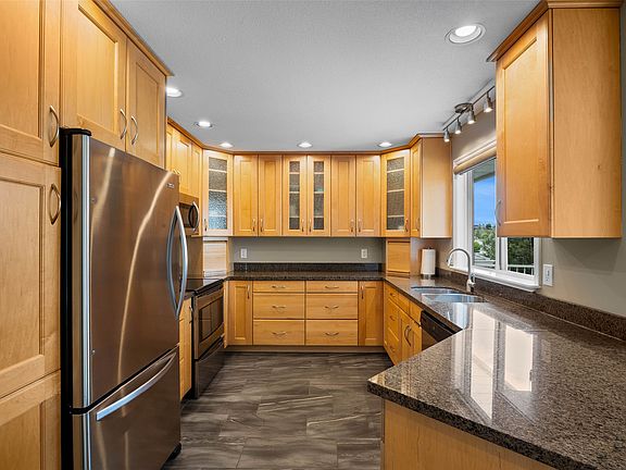 5th image of 2900 Quappelle Blvd