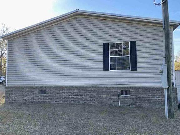 4th image of 409 Harrison Farm Rd