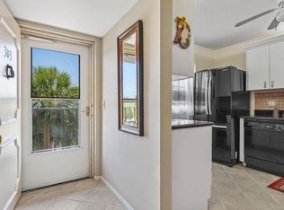 5961 NW 2nd Ave APT 303, Boca Raton, FL 33487