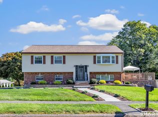 21 Bear Path Drive, Shelton, CT 06484