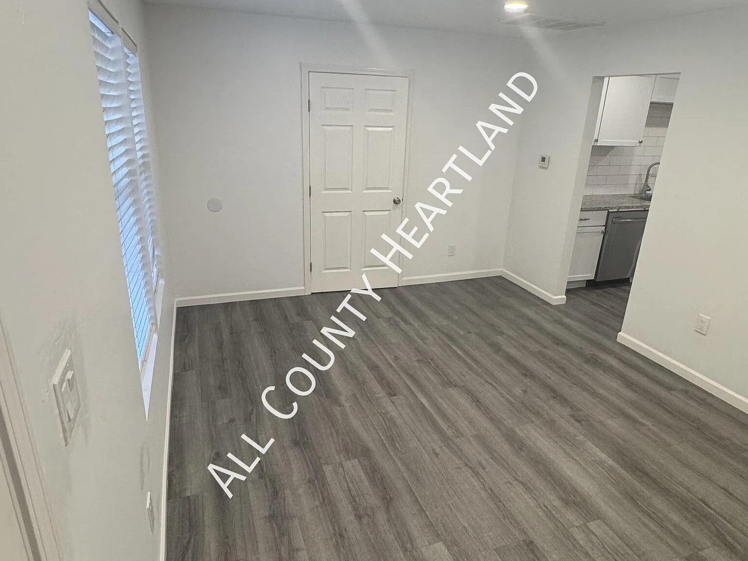Move-In Special $525 Off First Month's Rent! — Photo 2