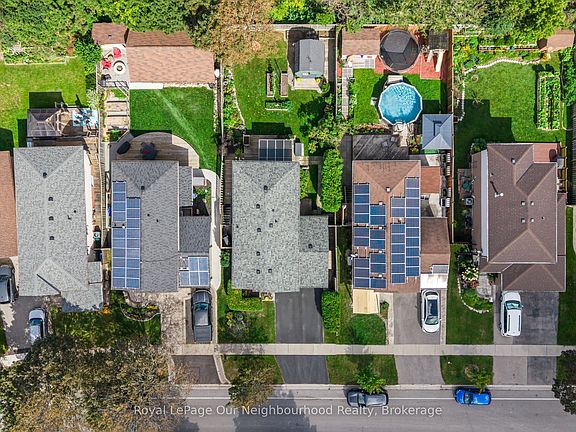 4th image of 990 Renaissance Dr