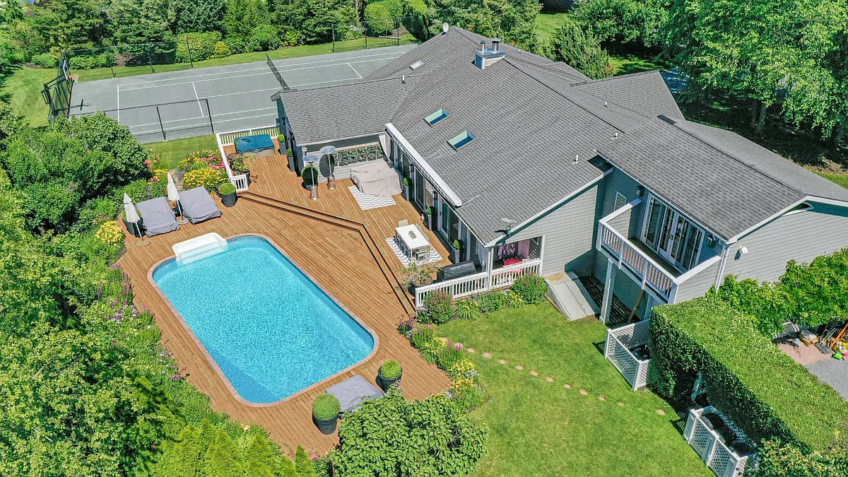 Building Photo - 12 Pheasant Cove Ct