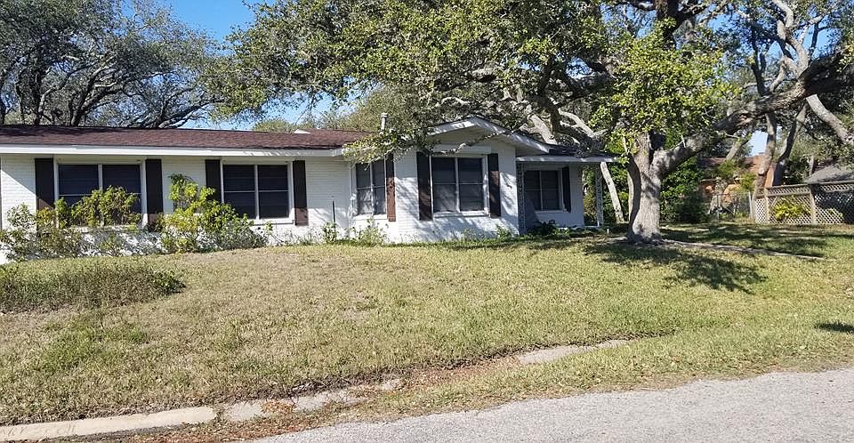 1st image of 1901 Shores Ln