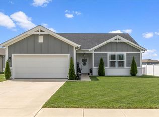 334 Pleasant St, Trafalgar, IN 46181