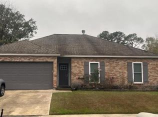 6821 Oak Glen Dr, Baton Rouge, LA 70812