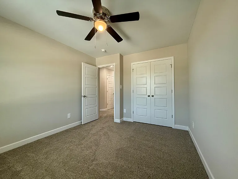 8103 King Rd — Photo 17