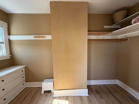 3rd image of 2603 Virginia St