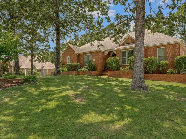 2304 Autumn Dr, Jonesboro, AR 72404