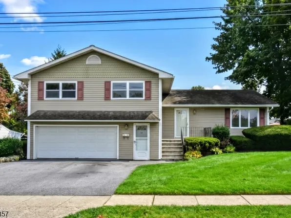 19 Dogwood Dr, Newton Town, NJ 07860