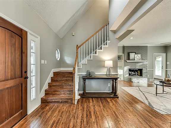 4th image of 1110 Heather Cir