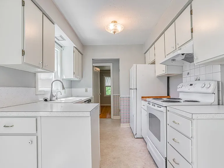 4106 NW Fir St — Photo 15