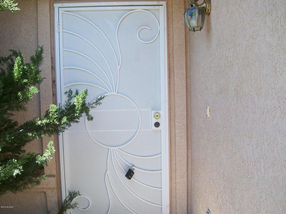 1st image of 5365 E Calle De La Manzana
