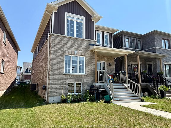 2nd image of 13 Harvest Cres