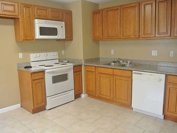 5th image of 3716 Chalona Dr