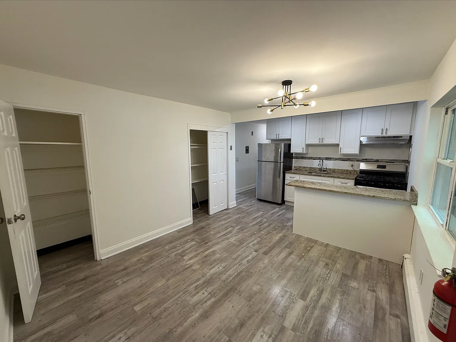 1 bed, $2,000 — Photo 4