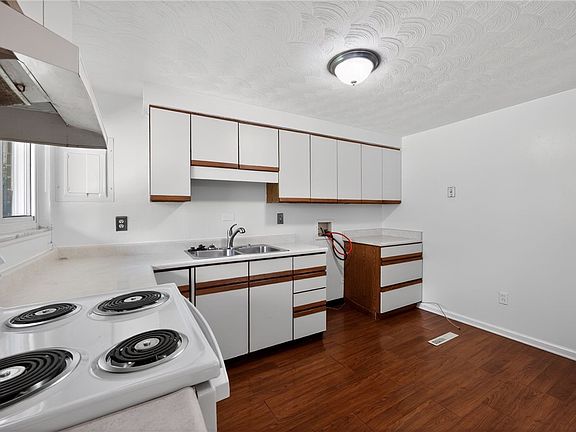5th image of 4558 Cordell Dr