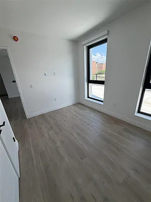 Bedroom, photo 1
