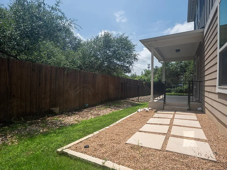 10509 Abana Way #11 — Photo 33