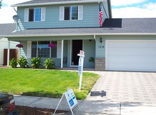 1214 S 6th St, Independence, OR 97351