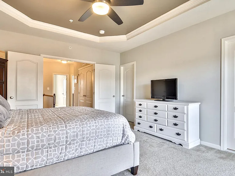 23487 Logans Ridge Ter — Photo 13