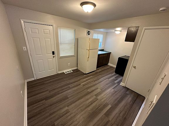 2nd image of 6506 Hasler Ln #5