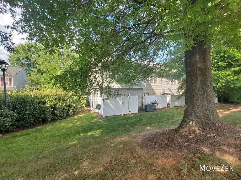8955 Gerren Ct — Photo 17