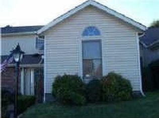 217 Village Cir W, Dickson, TN 37055