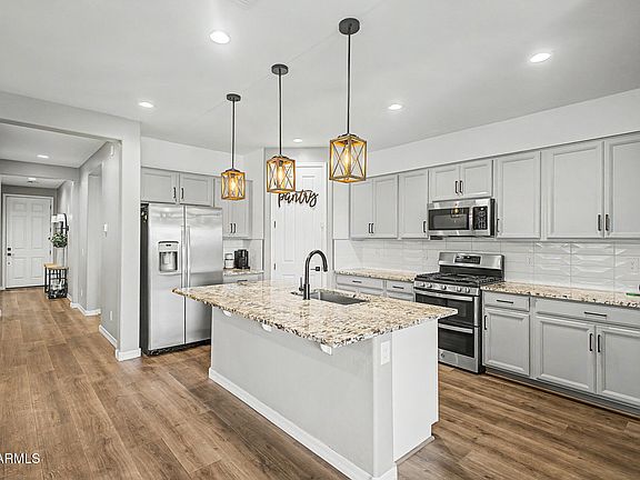 2nd image of 17701 W STRAIGHT ARROW Lane