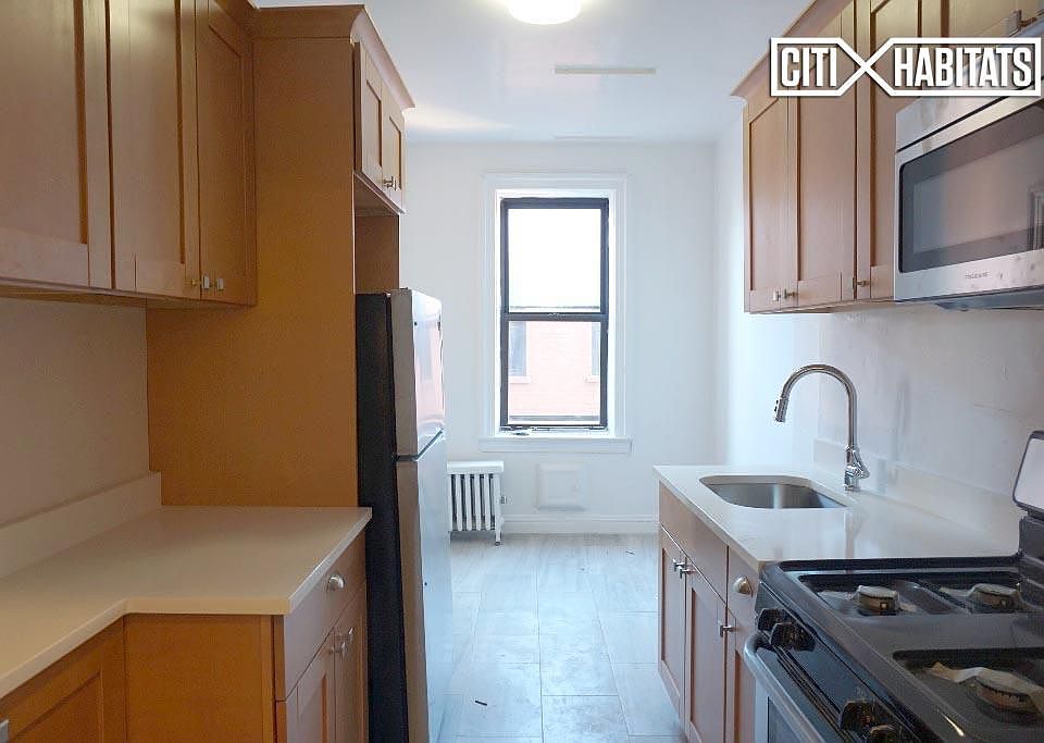 1st image of 3285 33rd St APT B1