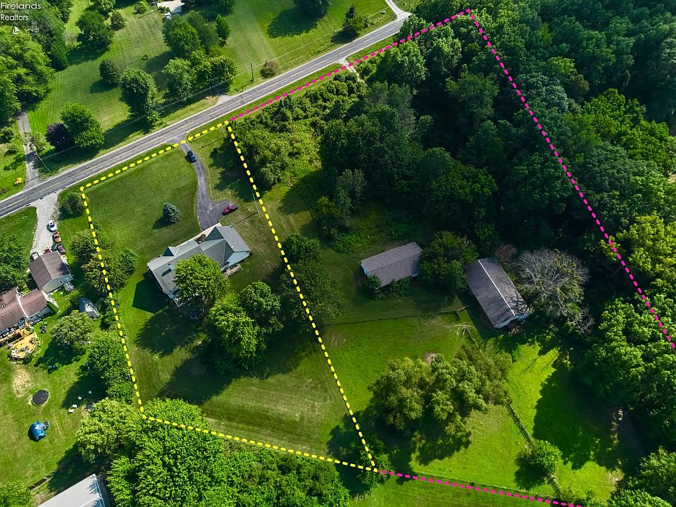 52808 N Ridge Rd, Vermilion, OH 44089 | Zillow