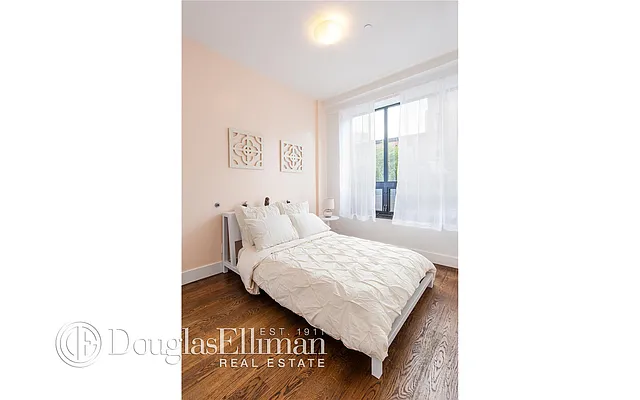 Rented by Douglas Elliman | media 24