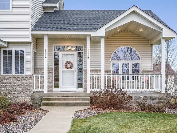 2nd image of 12385 Cherrywood Ct