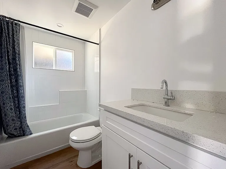 116 N Helberta Ave — Photo 21