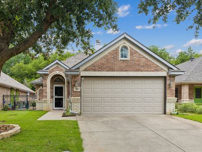 816 Claycourt Cir, Fort Worth, TX, 76120