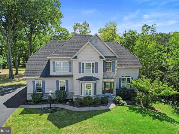 938 Hawthorne St, Enola, PA 17025