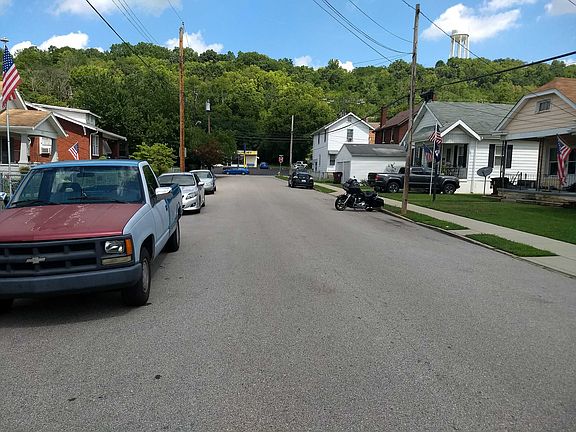 4th image of 2720 Dakota Ave