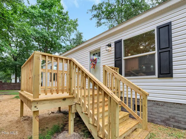 9180 Central Boulevard SE, Winnabow, NC 28479