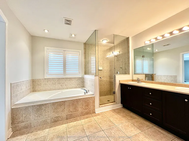 3306 Fox Run Cir — Photo 28