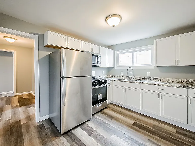 750 Scottwood St — Photo 5