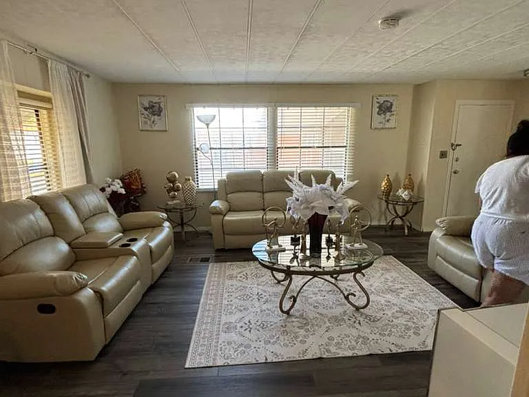 8823 Fountain Club Blvd — Photo 6