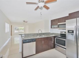 661 NE 57th St, Oakland Park, FL 33334
