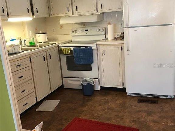 4th image of 2426 Palmwood Dr