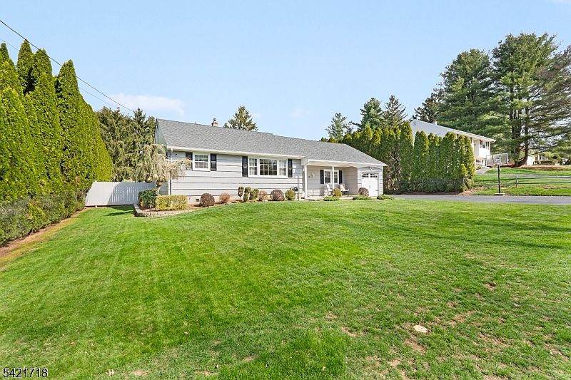 13 Hillside Dr, Clinton, NJ 08809 | Zillow